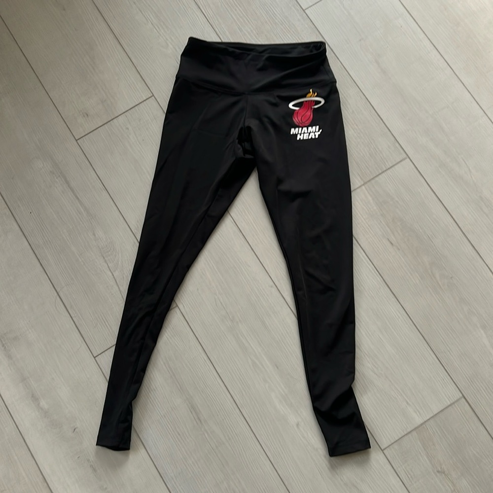 Miami heat leggings
